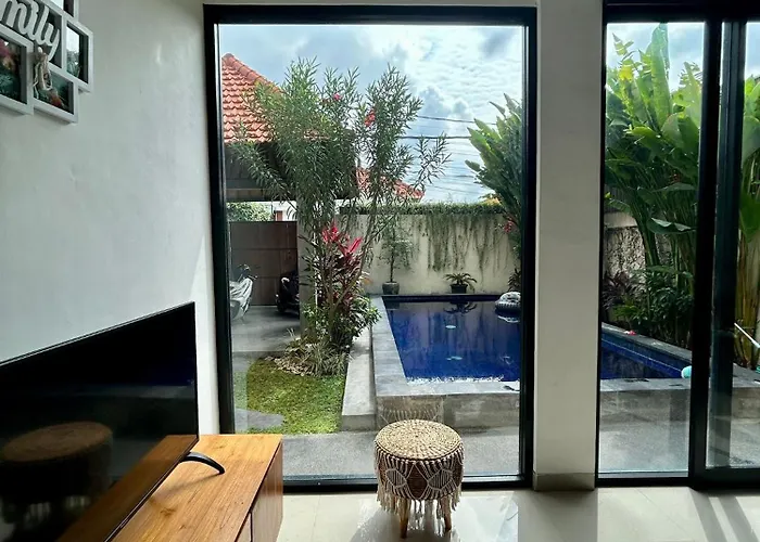 Singapore Spacious 3br Pool In *