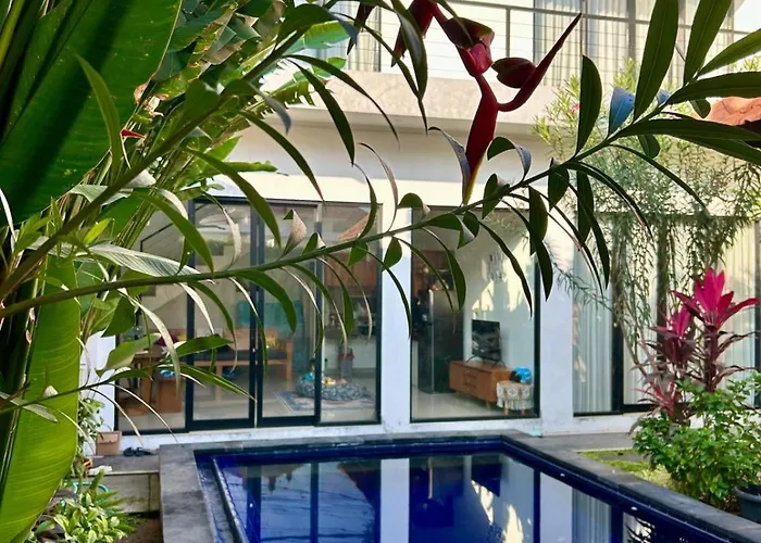 Singapore Spacious 3br Pool In *