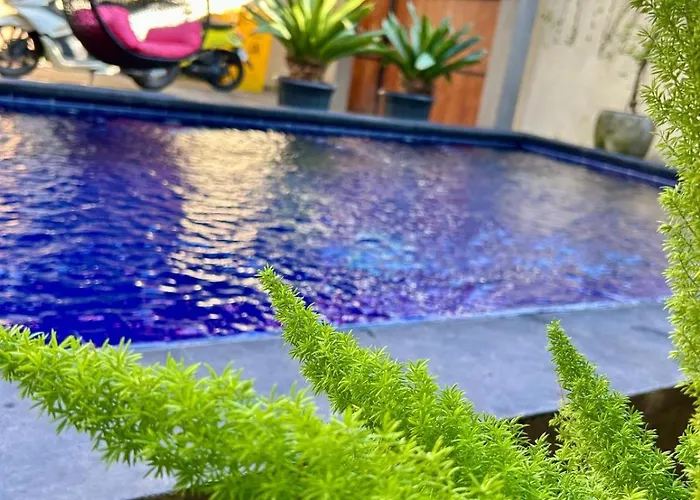 Singapore Spacious 3br Pool In